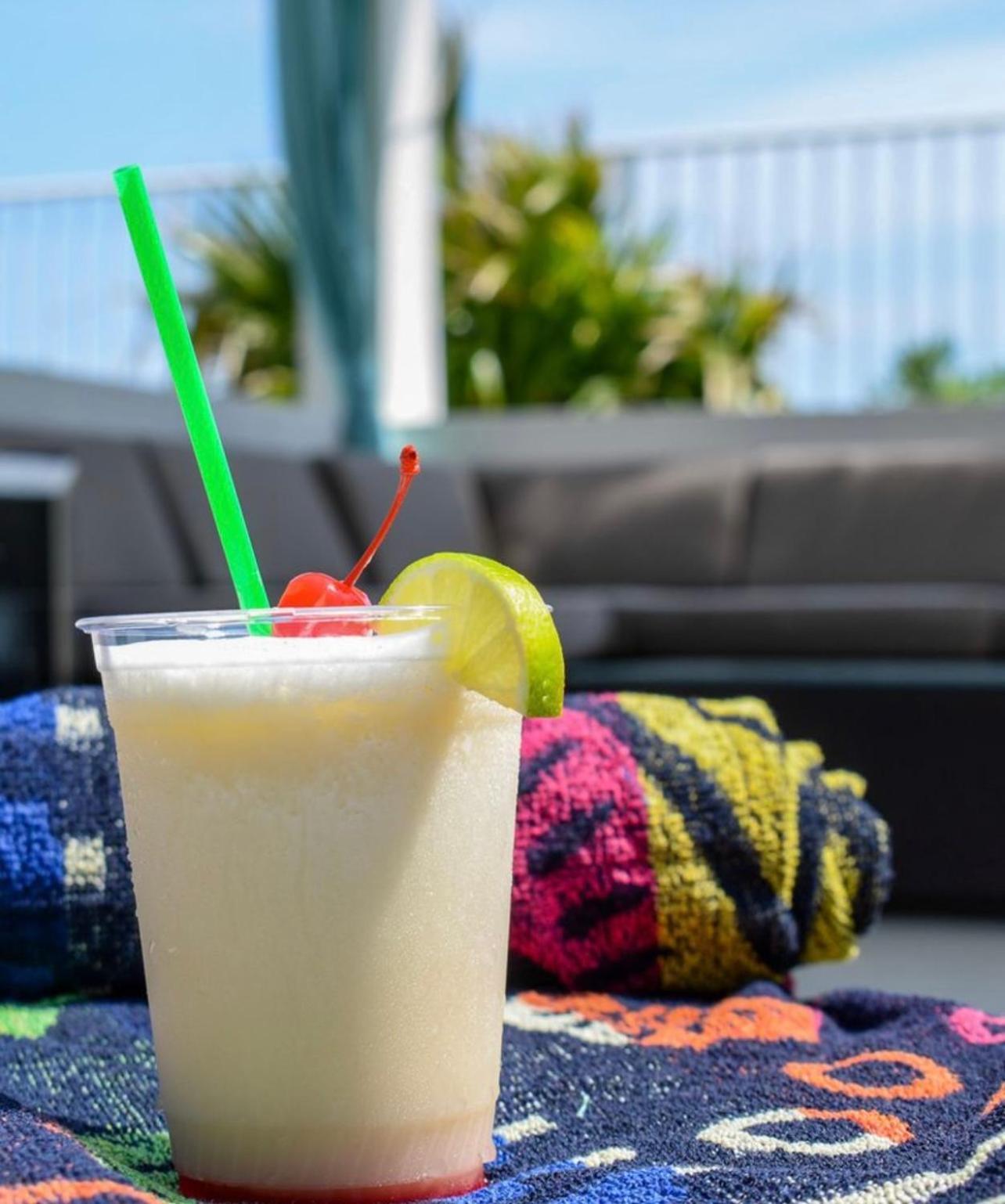 Tipsy Turtle Aparthotel Orange Beach Exterior photo